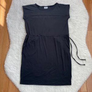 Columbia NWOT Women's Sleeveless Stretch Dress, Pockets, Black, Size Small